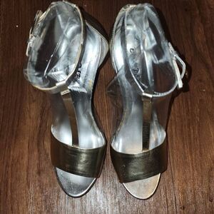 Bumper Mixed Metallic Sandal